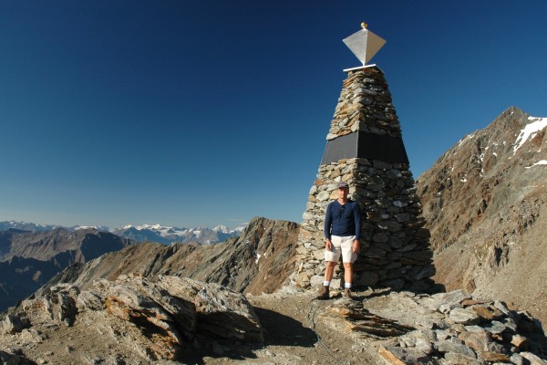 tziho mohyla (3210 m.n.m.)